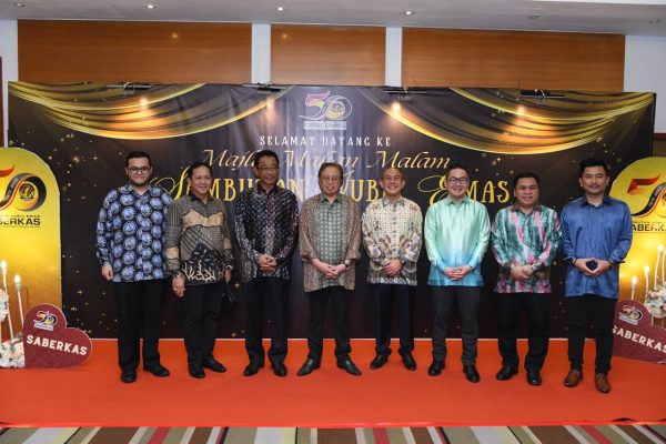 Yang di-Pertua Negeri Sarawak Kelapan miliki pengalaman