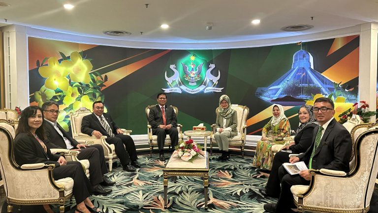 DBKU, KPWK bertukar pendapat, berkongsi idea dan pengalaman