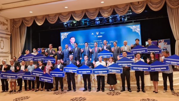 Capaian 100 peratus internet menjelang 2030