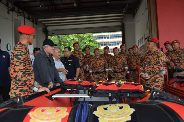 Siapsiaga bekalan makanan sebagai persediaan monsun Timur Laut