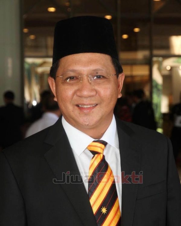 PETROS miliki kepakaran, wajar diberi kuasa – Safiee