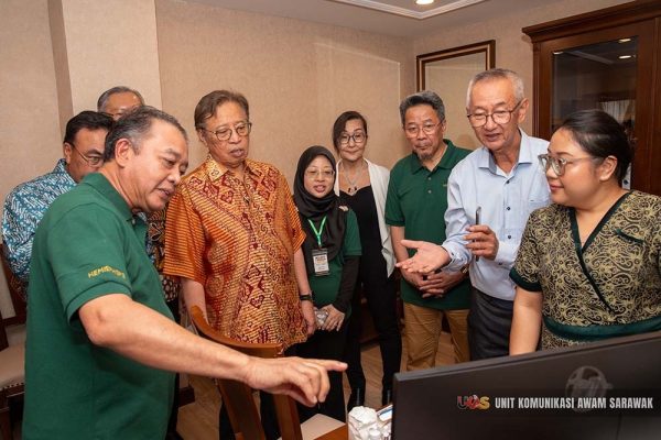 Lantikan TYT baharu kuasa mutlak Yang di-Pertuan Agong – Premier