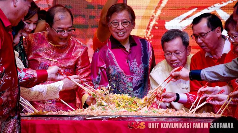 Kejayaan Sarawak urus pendapatan, laksana pembangunan tarik minat dunia