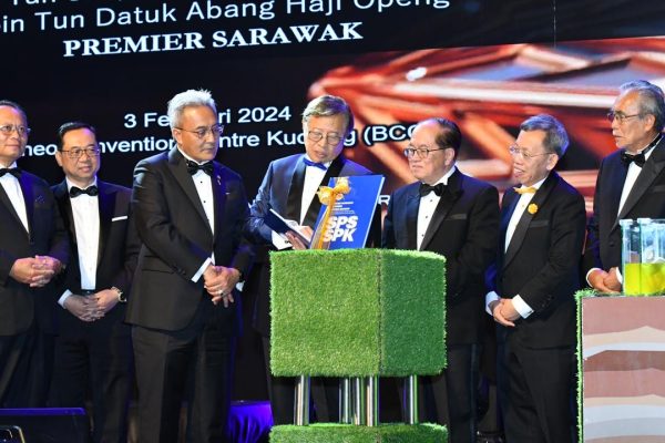 Sarawak bakal terima kereta hidrogen model BMW 5 Series