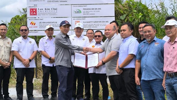 HDC bina 22 unit rumah Spektra Permata