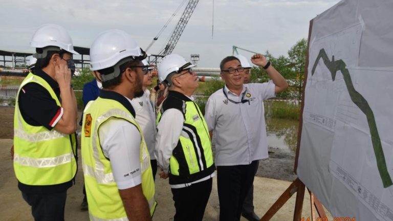 Projek Jalan Raya Utama Kedua kurangkan masa perjalanan