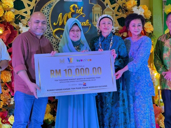 Daftarkan kanak-kanak di rumah kebajikan sebagai warganegara