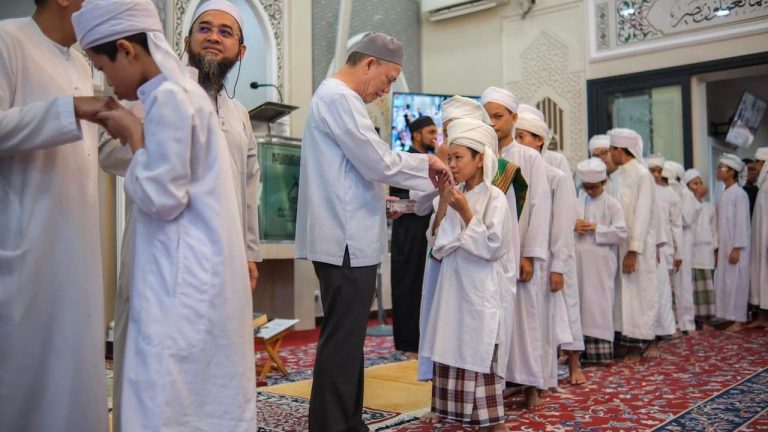120 terima sumbangan Majlis Iftar Jamaie Nexgen Petra Jaya