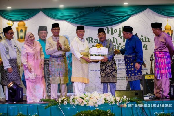 Kenaikan gaji baharu penjawat awam Sarawak diumum selepas kajian selesai