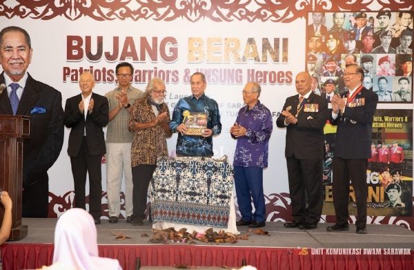 Buku Bujang Berani dilancar
