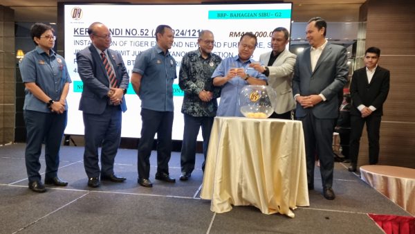RM100 juta untuk Sarawak, Sabah dan Labuan kerja penyenggaraan Jalan Persekutuan