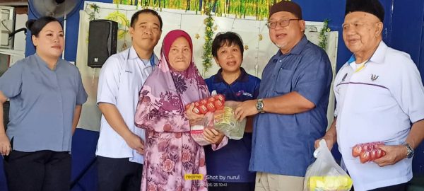 Salurkan aduan di Pusat Khidmat Masyarakat DUN Jepak – Iskandar Turkee