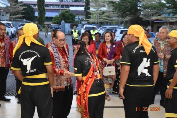 Kongsi budaya dan tradisi kaum Dayak kepada dunia