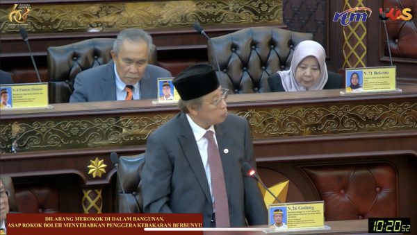 Perjuangan Almarhum Tun Taib dikenang, pacu pembangunan Sarawak -Abang Johari