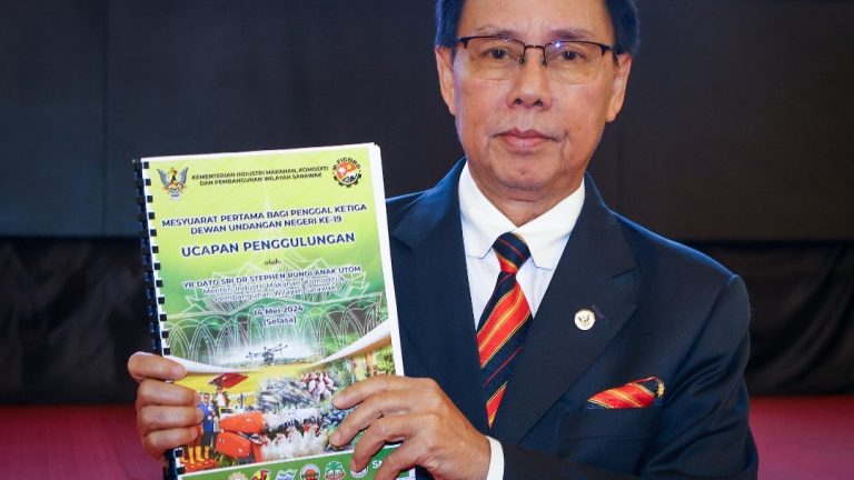 RM1.2 bilion diperlukan tingkat hasil padi Sarawak