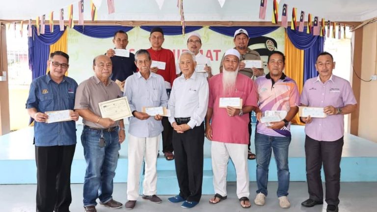Masjid DUN Kabong terima peruntukan beli lembu korban