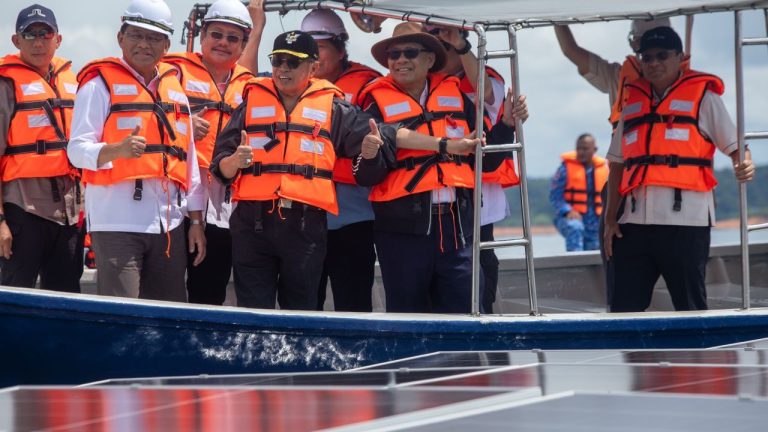 HEP Batang Ai pertama di Malaysia jana tenaga hidro, solar
