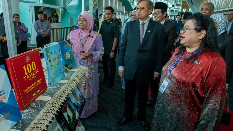 Sarawak amal pengurusan kewangan berhemah