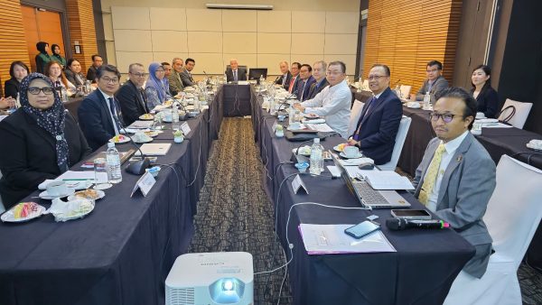 PACC bincang perkembangan industri minyak, gas