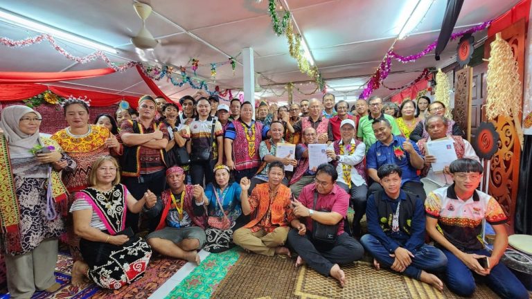 Penghuni lima rumah panjang DUN Kalaka sertai Parti PBB
