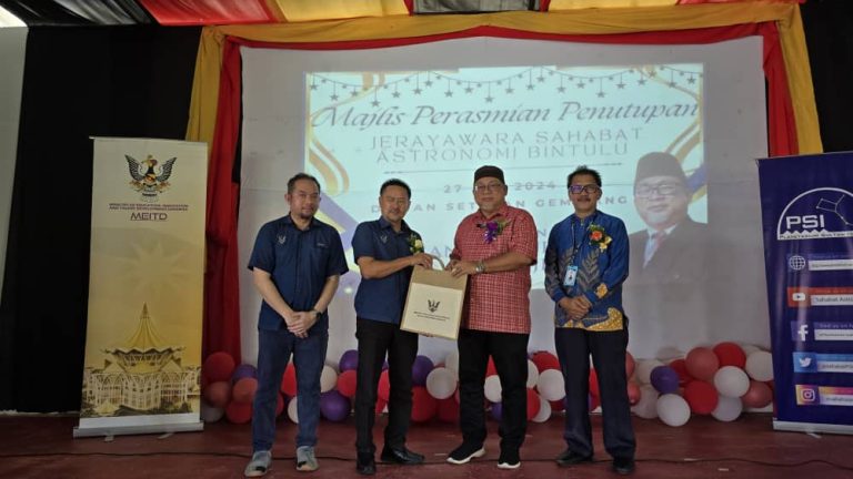 Galakkan pelajar sekolah dalam bidang sains angkasa lepas