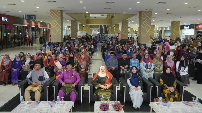 Kemahiran sulam keringkam jana pendapatan lumayan