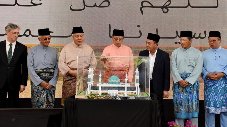 Masjid Jamek Negeri Sarawak bakal berwajah baharu