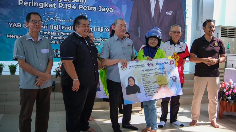 PETRA, KKDW cari penyelesaian projek bekalan air tertangguh di Sarawak, Sabah