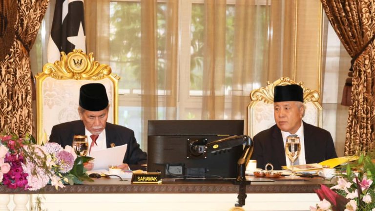 Yang di-Pertua Negeri Sarawak hadiri Mesyuarat Majlis Raja-Raja Ke-266