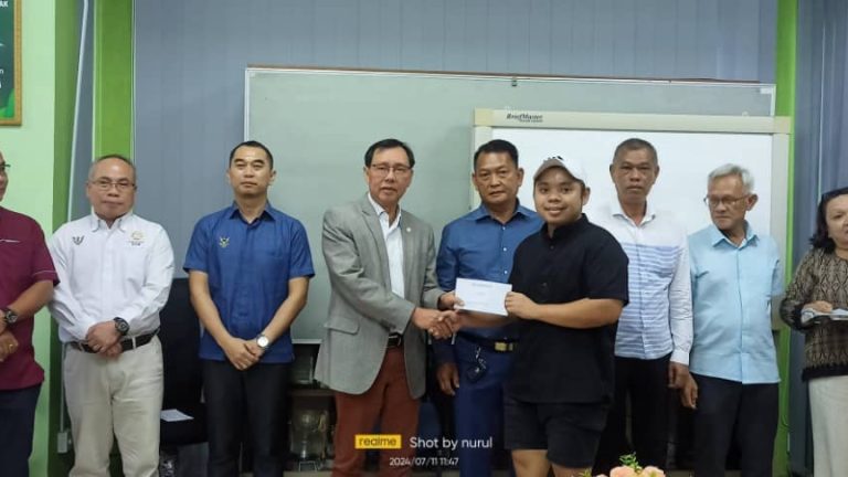 Rujuk status tanah sebelum bina rumah panjang