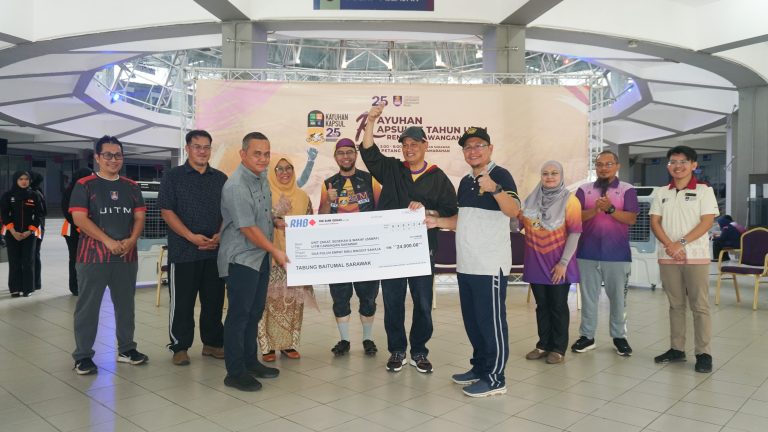 UiTM Cawangan Sarawak sambut konvoi kayuhan kapsul rentas