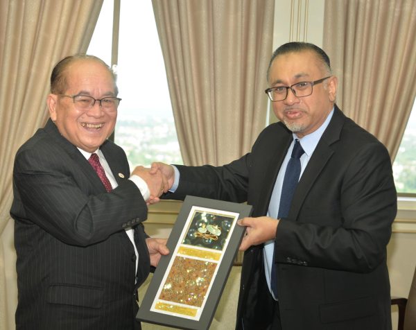 Brunei, Sarawak bincang isu kepentingan bersama