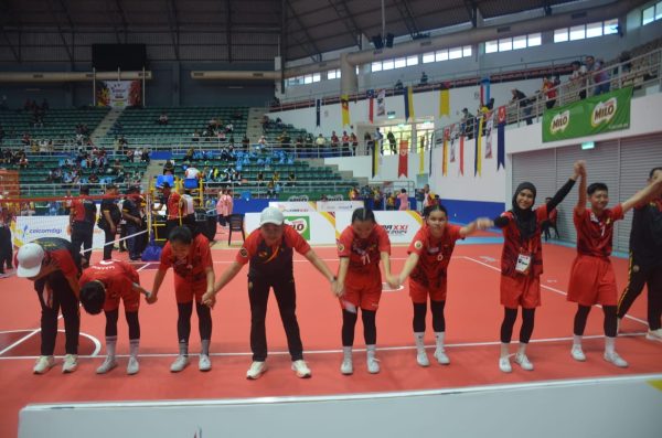 Sarawak ke perlawanan akhir acara quadrant sepak takraw wanita