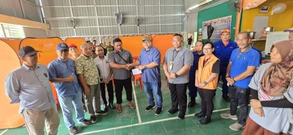 Mangsa kebakaran Kampung Baru Tatau terima bantuan
