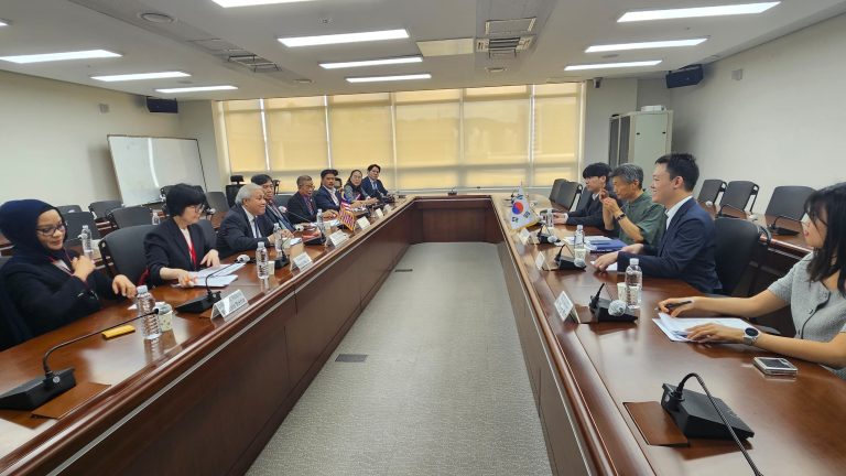 Lawatan ke Sejong terokai peluang kerjasama