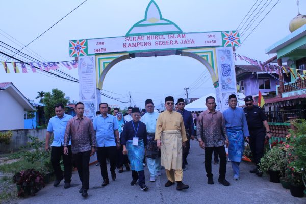 2,000 hadiri perarakan sempena Sambutan Maulidir Rasul peringkat Gedong