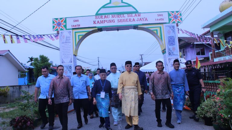 2,000 hadiri perarakan sempena Sambutan Maulidir Rasul peringkat Gedong