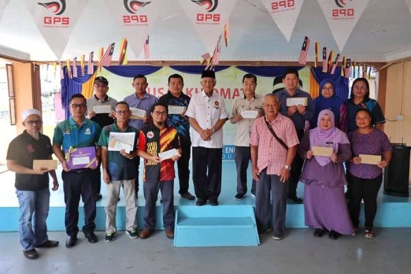 10 pertubuhan terima geran, bantuan dana Kerajaan GPS