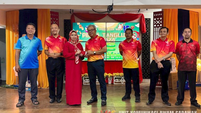 Pesta Tanglung martabat budaya tradisional, pupuk semangat kekitaan