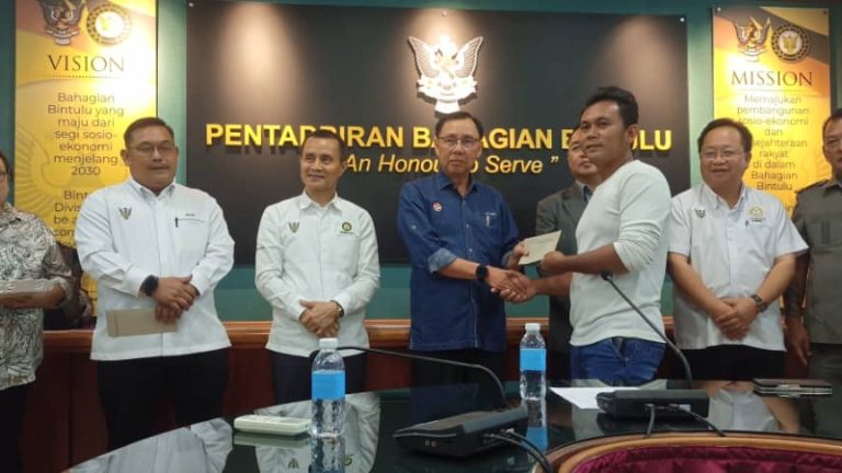 Mohon dana JKKK Madani