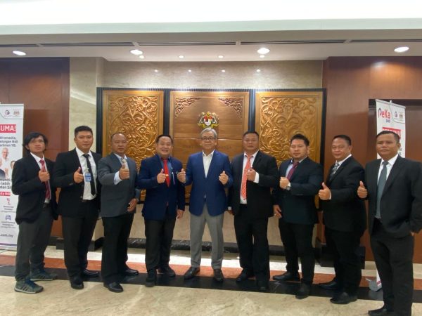 Pemuda Parti PBB Cawangan Ba’kelalan mengikuti perbahasan Parlimen