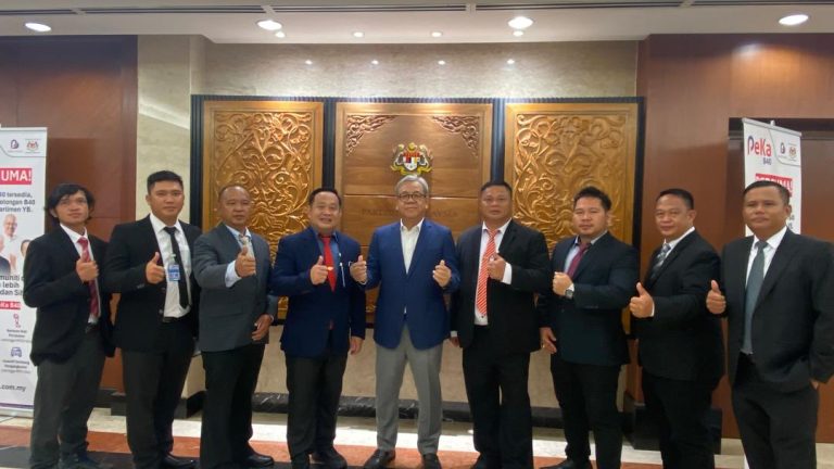 Pemuda Parti PBB Cawangan Ba’kelalan mengikuti perbahasan Parlimen