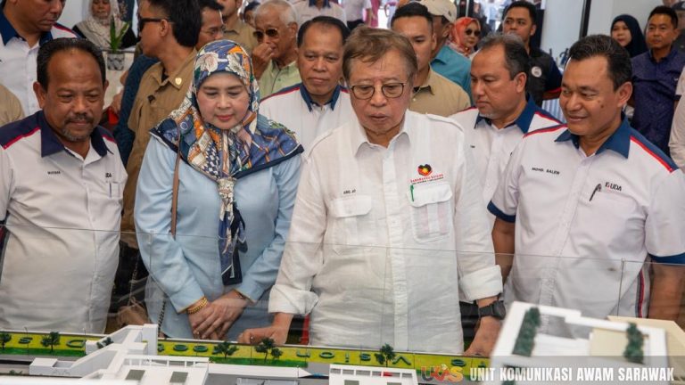 Lapangan terbang, syarikat penerbangan baharu bakal pacu ekonomi Sarawak