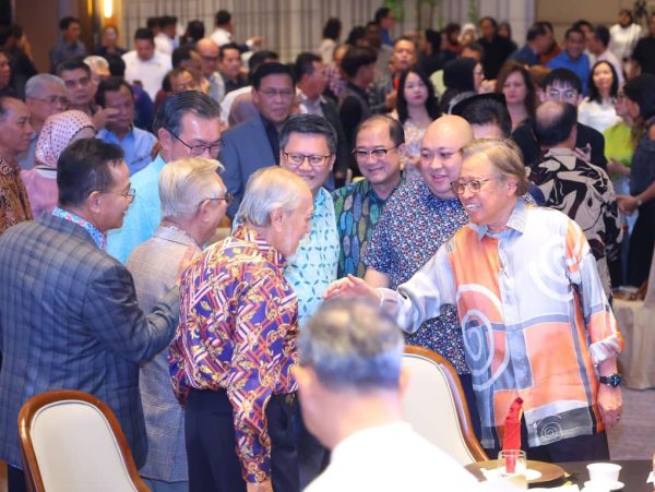 Cadangan lanjut tempoh sidang DUN Sarawak akan diteliti