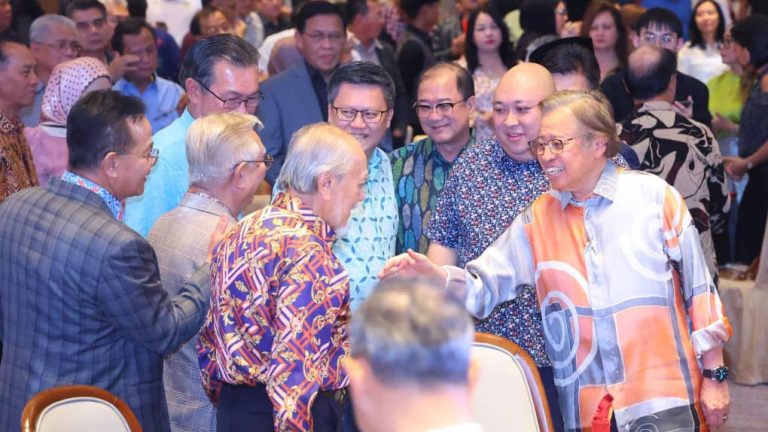 Cadangan lanjut tempoh sidang DUN Sarawak akan diteliti