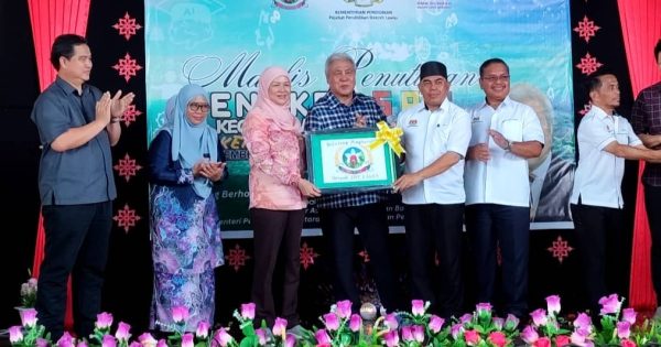 Program pendidikan STEM di sekolah seluruh Sarawak