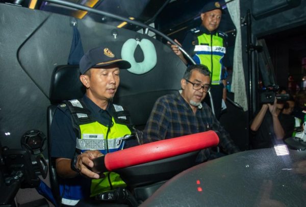 JPJ guna ‘mata-mata’ pantau pemandu bas ekspres