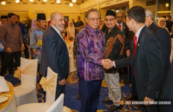 Premier Sarawak hadiri Majlis Makan Malam RISEAP