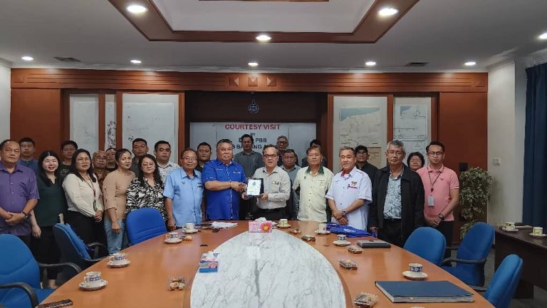 Exco Parti PBB Bawang Assan diberi penerangan masalah bekalan air