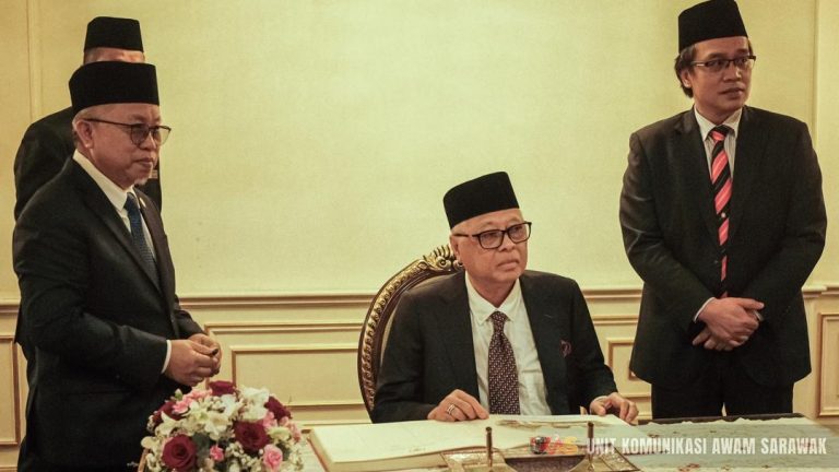 Yayasan Keluarga Malaysia Sarawak santuni 42 anak yatim